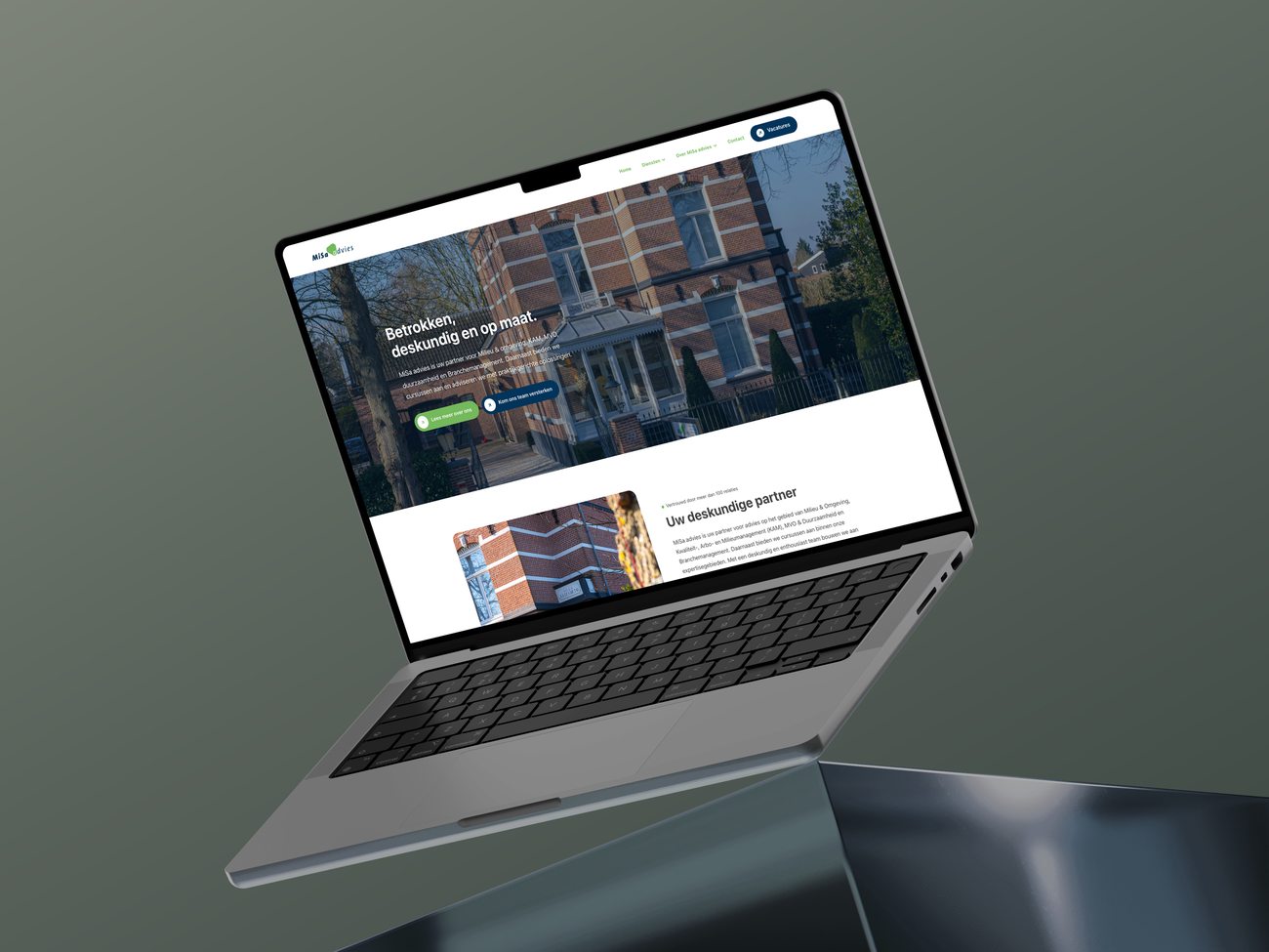 The MiSa advies website on a laptop